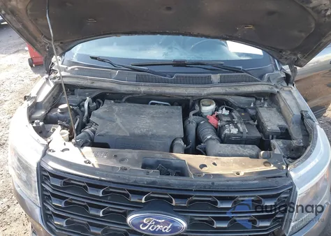 2016 Ford Explorer Sport z USA, uszkodzony, nr VIN 1FM5K8GT1GGC80507